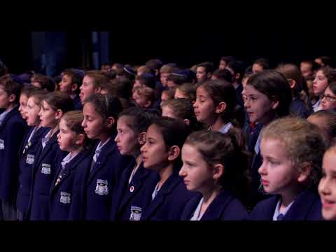 Avinu Malkeinu with One Thousand Students