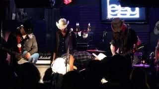 WHITE COWBELL OKLAHOMA (CA) - SALA EGO LIVE (Hocus Pocus Cover and Amaizing Frank Zappa Cover)