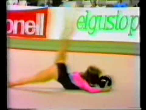 Vídeo: Marta Bobo. Exercicio con bola. Campionatos de España, 1984