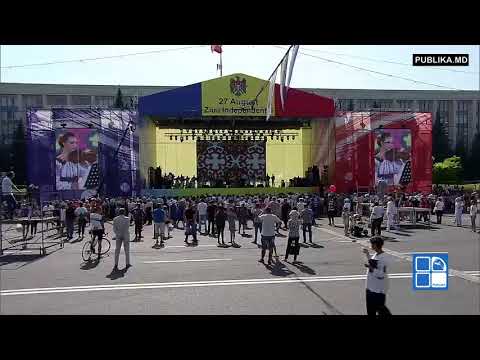 Ansamblul  Fluieraş  de  Ziua Independenţei  27 08 17  filmări de PUBLIKA  MD