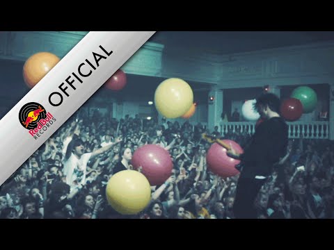 Twin Atlantic – Fall Into The Party (Official Video)