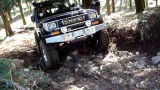 preview picture of video 'Toyota KZJ 73 OFF-ROAD Polistena (RC)'