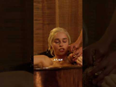 daenerys targaryen mother of dragon beautiful queen #got #shorts #daenerystargaryen