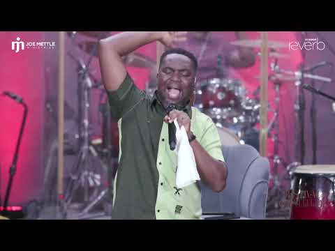 Joe Mettle sings Here On Our Knees @ Intimate Worship Sessions I