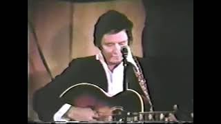 I Ride An Old Paint/Streets Of Laredo (1979) - Johnny Cash