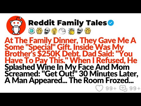 Alla cena di famiglia, mi hanno fatto un regalo "speciale". Dentro c'era il debito di 250.000 dol...