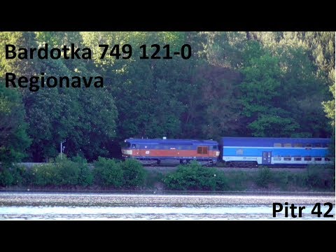 Bardotka 749 121-0 u Svárovského rybníku + Regionova