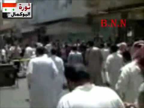 مظاهرة في مدينة البوكمال في ريف دير الزور في جمعة "الله معنا"