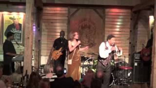 Marilyn McCoo & Billy Davis / Fifth Dimension @ the Dosey Doe