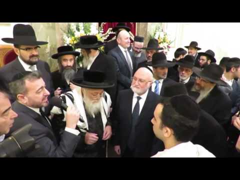 Toldos Aharon Rebbe Delivers Divrei Chizuk In Hebrew During Visit To Argentina