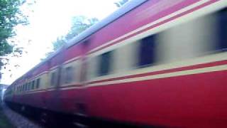 preview picture of video 'GOC WDP3A WITH TVC NZM RAJDHANI'