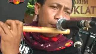 Download lagu Rina Amelia - Saat Jumpa Pertama | Dangdut ( Music Video) mp3