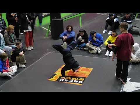 juniors semifinal bboy Fire vs Rocky брейкданс батл BREAK ON THE WAVE 2022