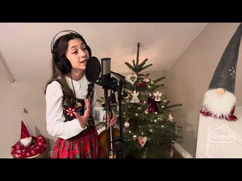 Julia Pazdur - Zaśnij Dziecino