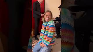 Robbie Williams &amp; Mark Owen Backstage