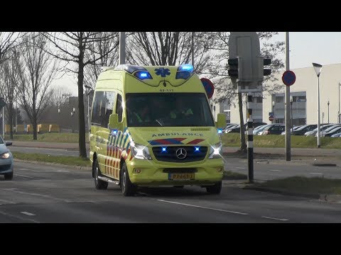 [Wail] A1, Otaris Ambulance 02-111 Leeuwarden naar onbekende melding