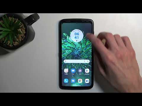 MOTOROLA Razr 2022 - How To Setup Portable Hotspot