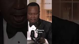 Roy Wood Jr. joked about Biden leaving classified docs at the White House Correspondents' Dinner.