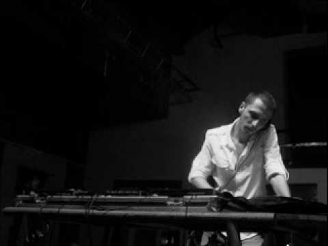 Dj Bilal Serdar Ortaç - Poset