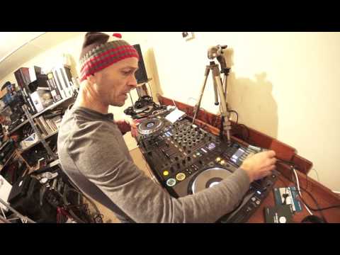 DJ MIXING HELP WITH MIXING BREAKBEAT INTO HOUSE MUSIC