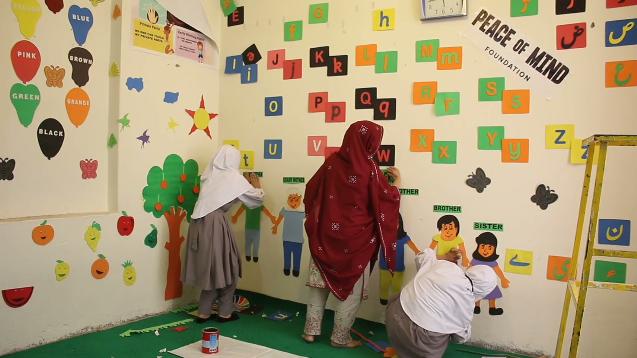 Documentary of Trauma Art Therapy Materials and Decoration of Art Therapy Rooms