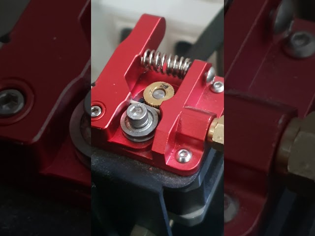 Vídeo relacionado con Adaptador avanzado de extrusión de impresora 3D que garantiza un uso prolongado y un adaptador extrusor de alta compatibilidad
