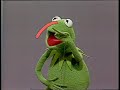 Classic Sesame Street Kermit Draws A 2