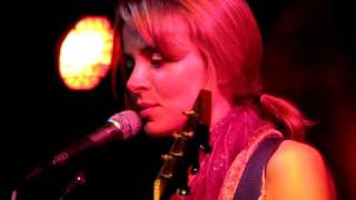 Gemma Hayes - Chasing Dragons live at The Spirit Store, Dundalk