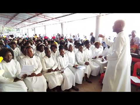 Comunhão: O Corpo de Jesus é alimento - Coral Santa Cecília Napipine