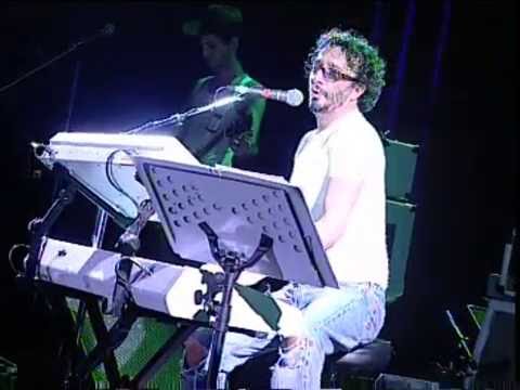 Fito Páez video Brillante sobre el mic - San Pedro Rock II / Argentina 2004