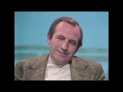 REGINALD PERRIN - LEONARD ROSSITER - DAVID NOBBS - NATIONWIDE - 28 SEPTEMBER 1977 - INTERVIEW