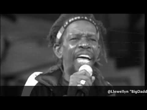 Vintage classic! Stranger Cole live, Reggae Sunsplash '93, Jam World, Jamaica.