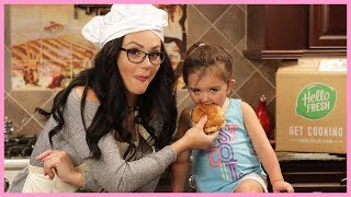 Download lagu JWOWW and Meilani’s Grilling Cheeseburgers! mp3