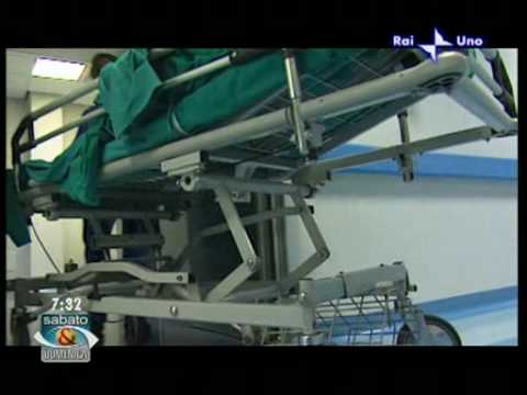 Letto con osteocondrosi cervicale I raggi X del ginocchio in Krasnodar