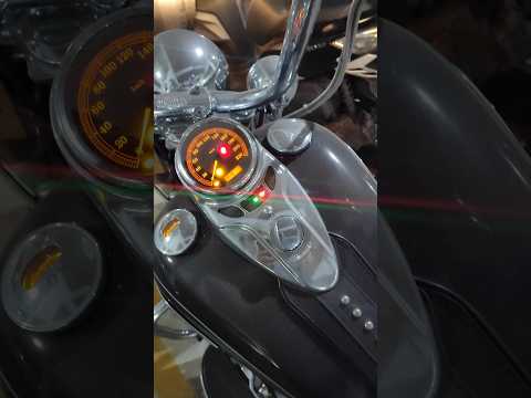 Ligando a Harley-Davidson Heritage, após mais de 1 mês parada... #harleydavidson