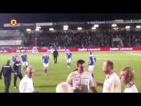 Spelers gaan van het veld tijdens beladen derby FC Den Bosch-FC Oss