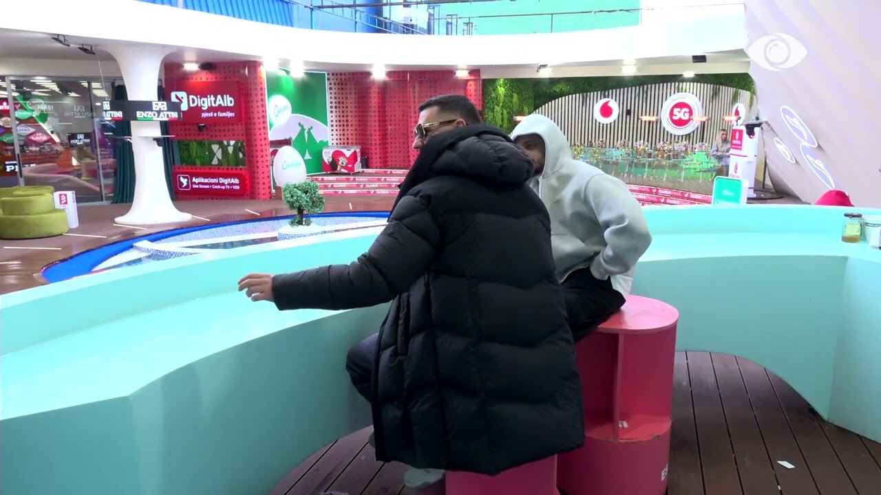 A të hidhem në pishinë?/ Miri i përgjigjet Artanit: Ka një qëllim për t'u futur në pishinë