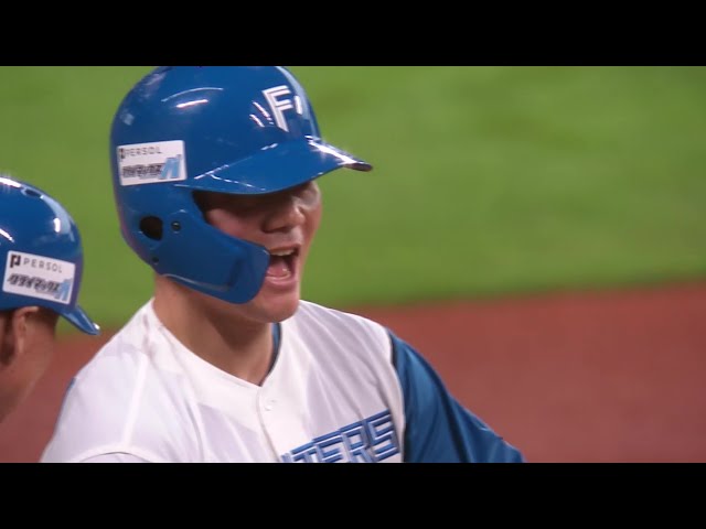 【3回裏】すぐに反撃!! ファイターズ・清宮幸太郎 1点差に迫る2点タイムリー3ベース!! 2025年10月12日 北海道日本ハムファイターズ 対 オリックス・バファローズ