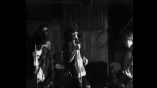 Now I Wanna Sniff Some Glue - The Ramones CBGB 1974
