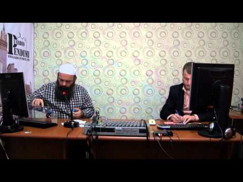 Kur jemi në Sexhde a duhet me i bashku shputat? - Hoxhë Bekir Halimi