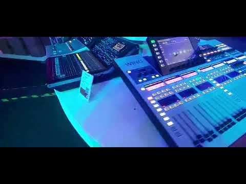 Digital mixer  Behringer wing. midas m32.yamaha tf5 . presonus studio live 32