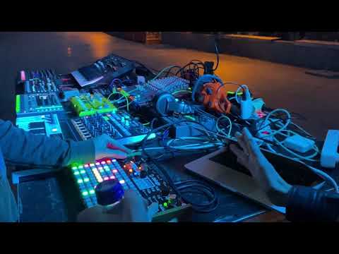 Retroboy 64 - sunset live set on Stalin (Deluge Synthstrom groovebox only, Techno, House, Synthwave)