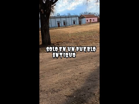 SOLO EN UN PUEBLO ANTIGUO