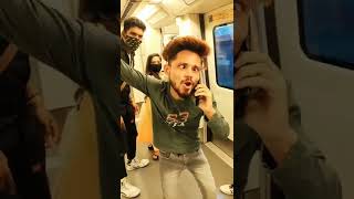 prank on metro//babu ne khana khaya//#shorts #tiktok #comedy #funnyvideo #funny #pagalpanti #prank