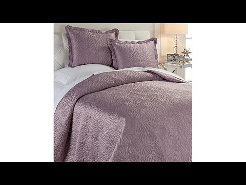 Concierge Elements Chrysanthemum 3piece Coverlet Set