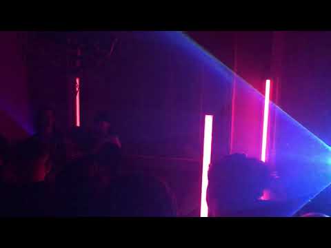 Ernest Duke Vinyl DJ Set Trasfondo 2021