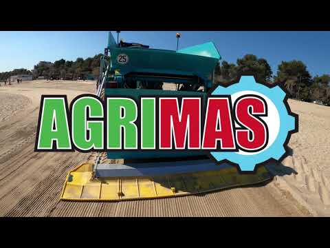 Pulizia spiaggia con setacciatura a Montesilvano costa adriatica - Abruzzo