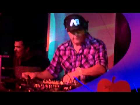 DJ ICEY 10-29-10 SYRACUSE TREXX HALLOWEEN PARTY