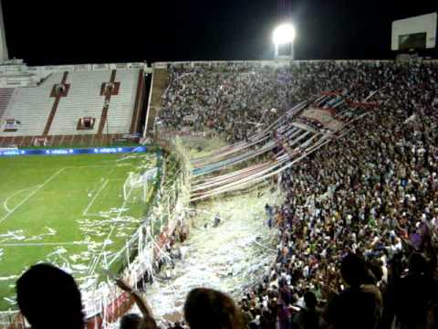 "Huracan, Tremenda salida vs GELP" Barra: La Banda de la Quema • Club: Huracán