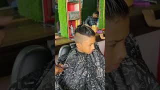 Download lagu gaya rambut mohawk prindapan hairstyle #india #shorts #hairstyle mp3
